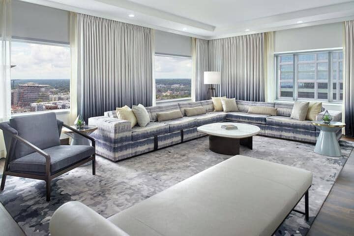 Room 20 of 103